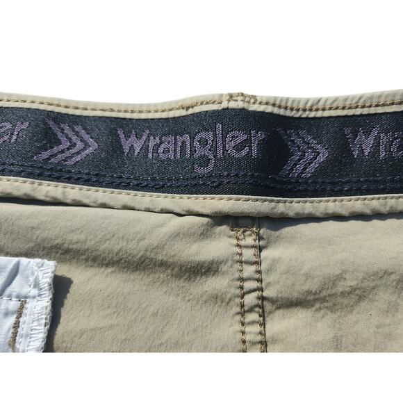 Wrangler Men's Khaki Outdoor Shorts 48x9 Flat Front Stretch Hiking Casual Preppy - Picture 5 of 9